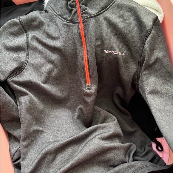 USED WOMEN CLOTHING - Picture 2 of 10